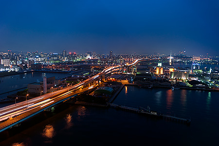 博多ポートタワーの夜景