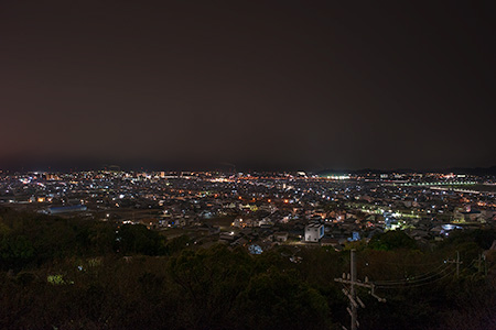日岡山公園　屋上展望台の夜景