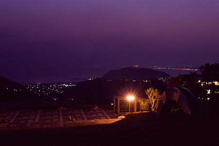 湘南国際村の夜景