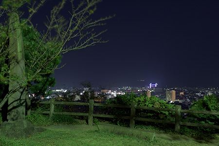 香陵台公園の夜景
