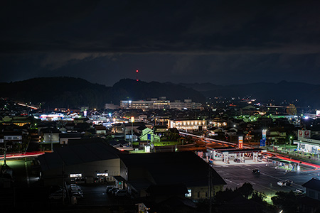 丸子山公園　風車の丘の夜景