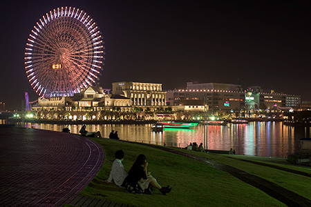 日本丸メモリアルパークの夜景