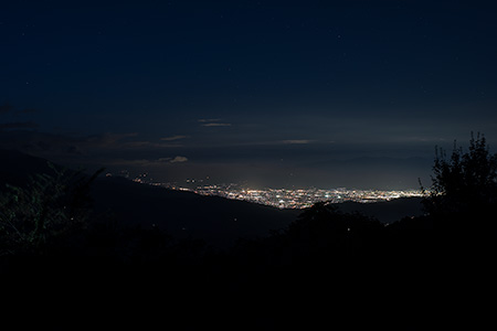 身延山 北側展望台の夜景