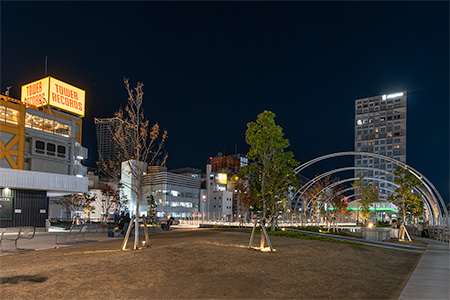 宮下公園 Miyashita Parkの夜景