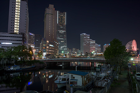 桜木町歩道橋の夜景