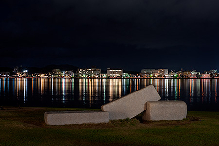 島根県立美術館　岸公園の夜景