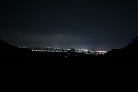錫山展望台の夜景