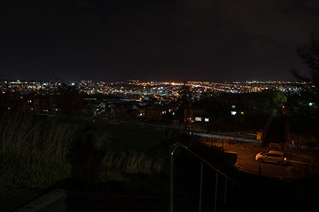 北海道札幌稲雲高等学校階段の夜景